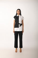 Load image into Gallery viewer, Yin &amp; Yang Blouse
