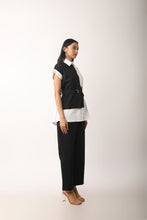 Load image into Gallery viewer, Yin &amp; Yang Blouse
